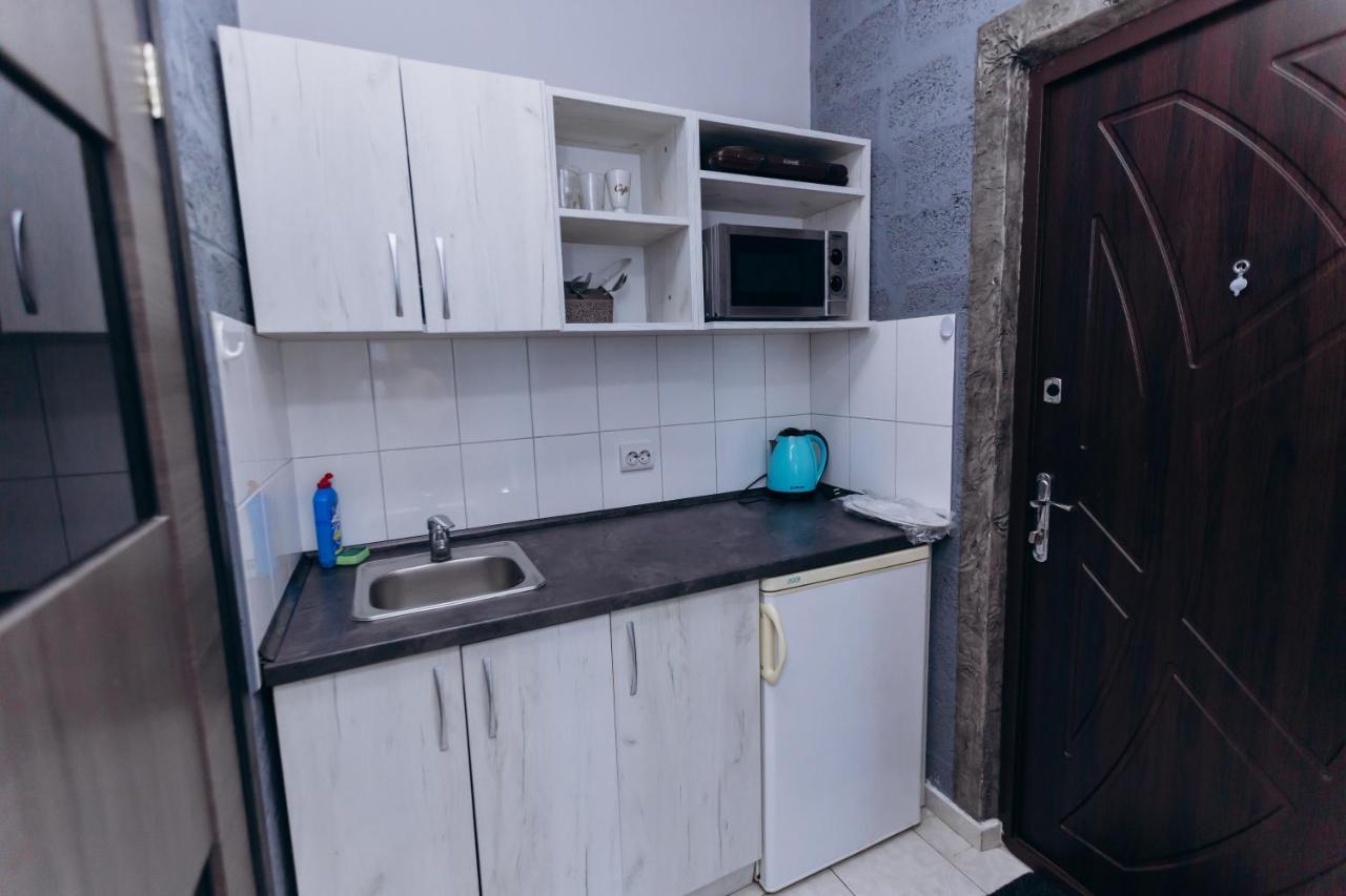 Apartments Біля Жд Вокзалу Ivano-Frankivsk Exteriér fotografie